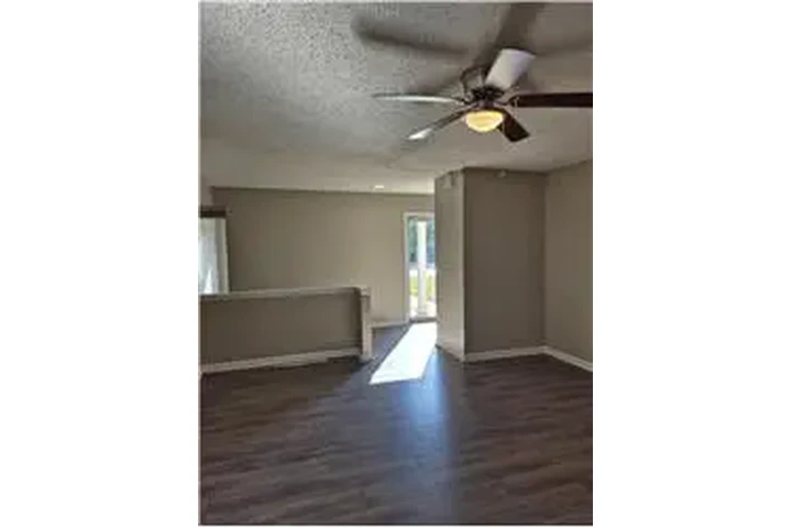 $1795 : Rental property with 2 bedro image 6
