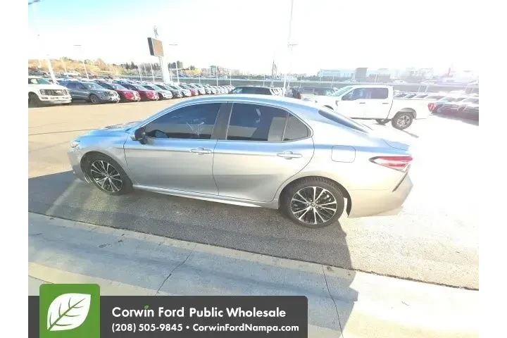 $15307 : Toyota Camry 2019 SE 4dr Sed image 10