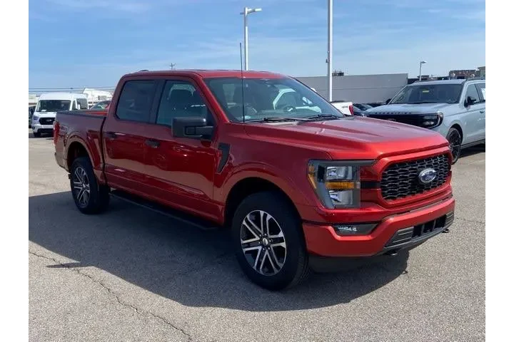 $36875 : Ford F-150 2023 4x4 Lariat 4 image 2