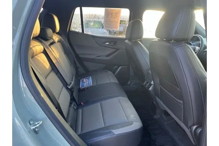 $29998 : Chevrolet Equinox 2026 4x4 L image 10