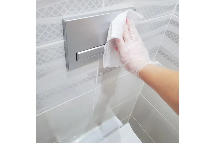 Restroom Deep Cleaning Service image 1