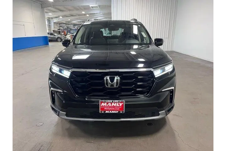 $39569 : Honda Pilot 2023 Touring 4dr image 9