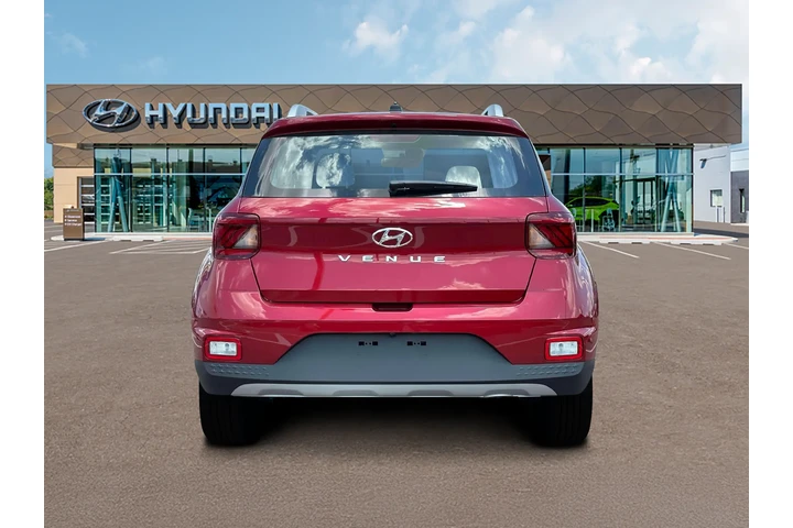 $20702 : Hyundai VENUE 2024 Limited 4 image 6