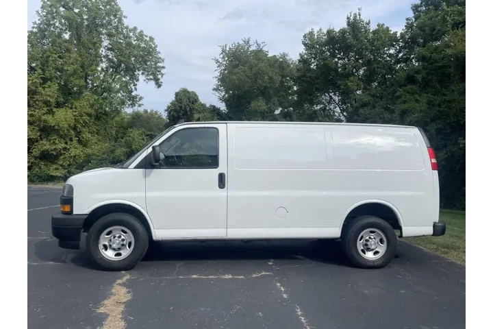 $16999 : 2018 Express 2500 image 6