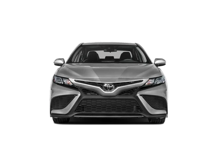 $20984 : 2022 Camry SE Sedan 4D image 4