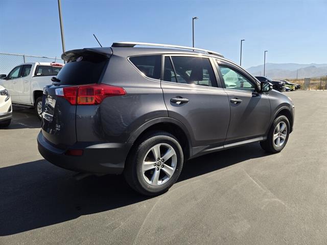 $16901 : Pre-Owned 2015 RAV4 XLE image 4