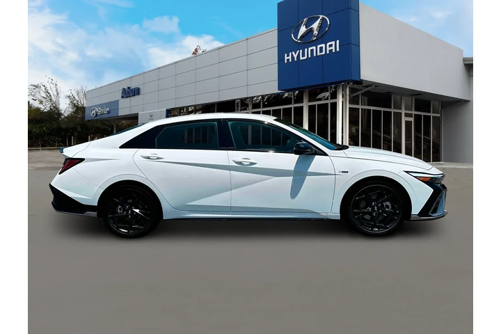 $22900 : Hyundai ELANTRA 2024 N Line image 9