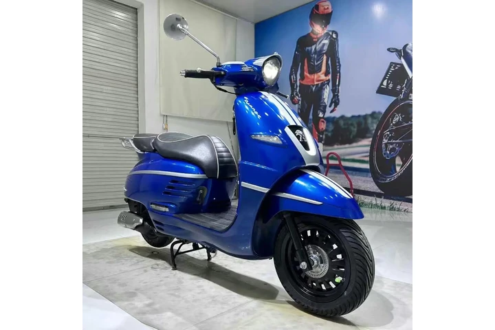 $600 : Peugeot super scooter image 2