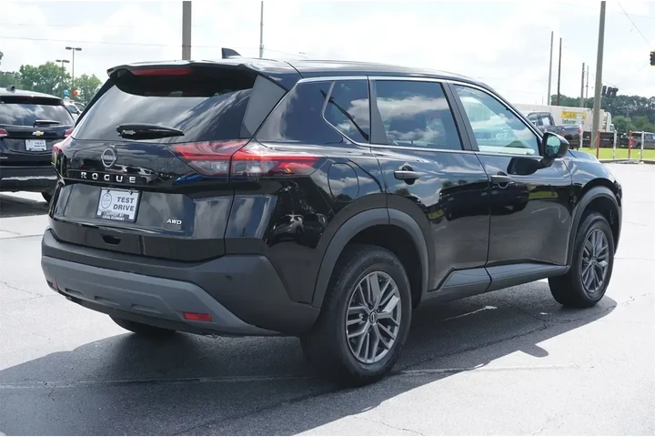 $19399 : Nissan Rogue 2023 AWD S 4dr image 6