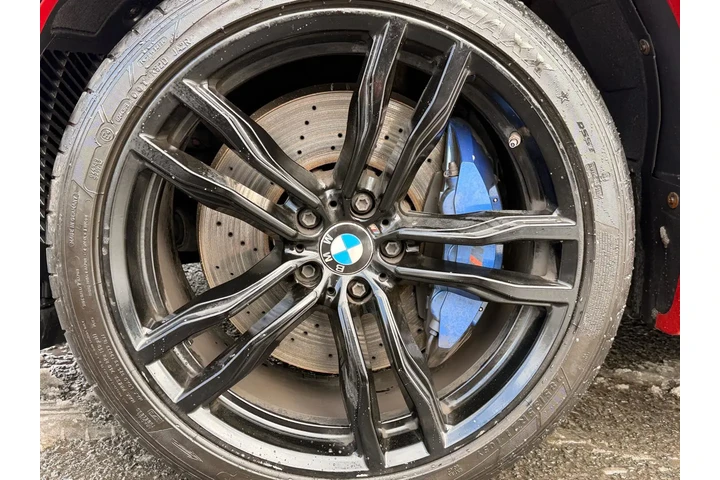 $46988 : 2019 BMW X6 M image 9