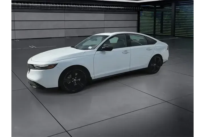 $29788 : Honda Accord Hybrid 2024 Spo image 4