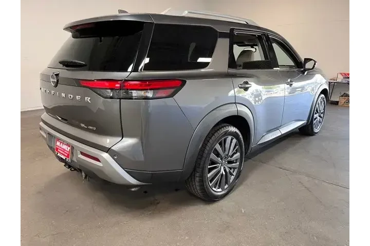 $26990 : Nissan Pathfinder 2022 AWD S image 3