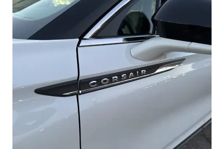 $37000 : Lincoln Corsair 2023 AWD Res image 4