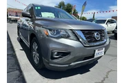 2019 Pathfinder S thumbnail