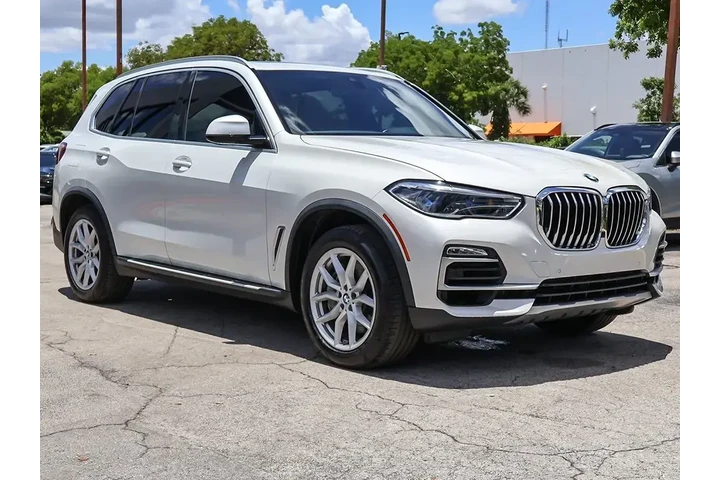 $24490 : BMW X5 2019 AWD xDrive50i 4d image 2