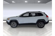 $14499 : Jeep Cherokee 2019 4x4 Trail thumbnail