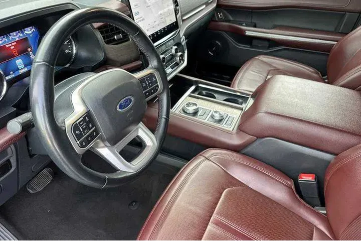 $38991 : Ford Expedition 2023 4x4 Lim image 4