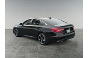 $27935 : Honda Accord 2022 Sport 4dr thumbnail