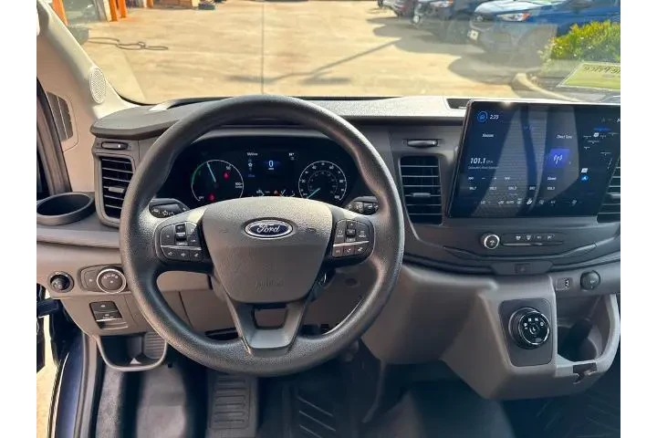 $33500 : Ford E-Transit 2024 350 3dr image 8