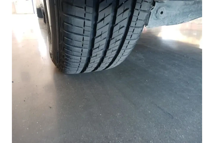 $28998 : Ford Explorer 2022 AWD XLT 4 image 10