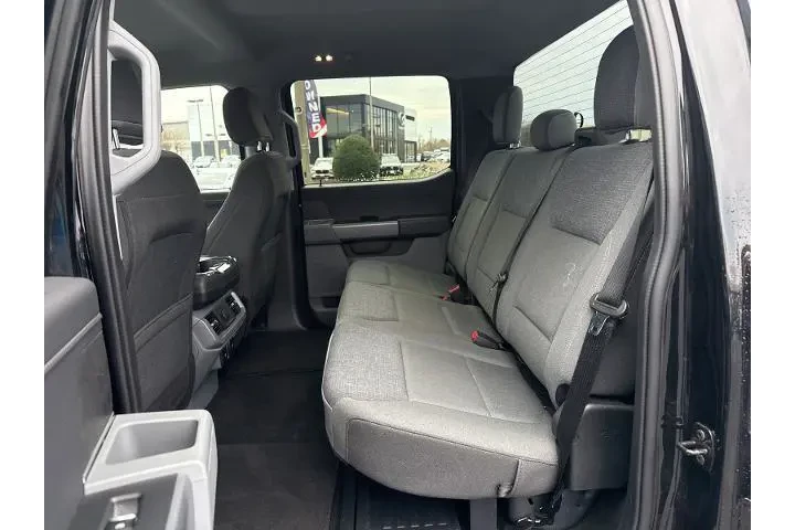 $39950 : Ford F-150 2024 4x4 XLT 4dr image 8