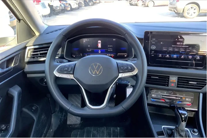 $20222 : Volkswagen Jetta 2025 S 4dr image 6