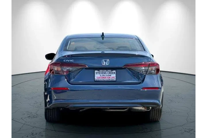 $26998 : Honda Civic 2026 LX 4dr Seda image 5