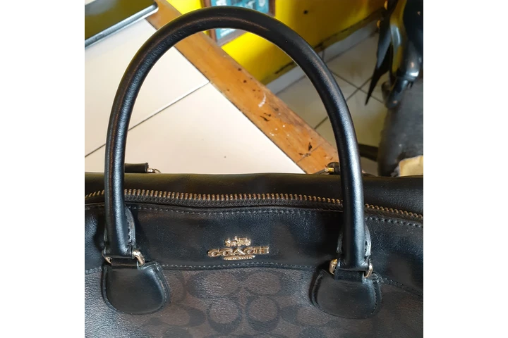 Reparacion de maletas image 2