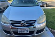 $5400 : 2005 Jetta 2.5 PZEV thumbnail