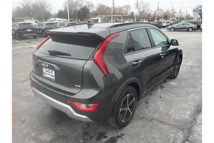 $21588 : Kia Niro 2023 EX 4dr Crossov image 6