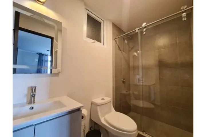 $813 : RENTA APARTAMENTO ZONA 11 image 9