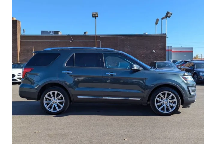 $13995 : 2016 Explorer Limited image 5