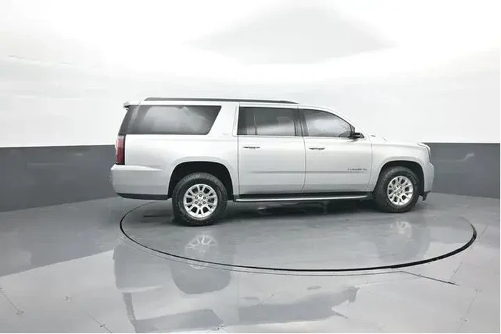 $22902 : GMC Yukon XL 2017 4x4 SLT 4d image 8