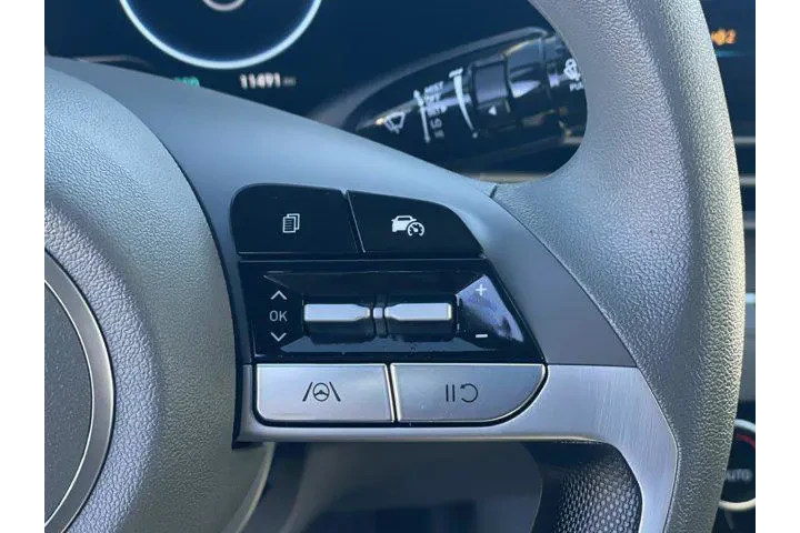 $21995 : Hyundai ELANTRA Hybrid 2024 image 9