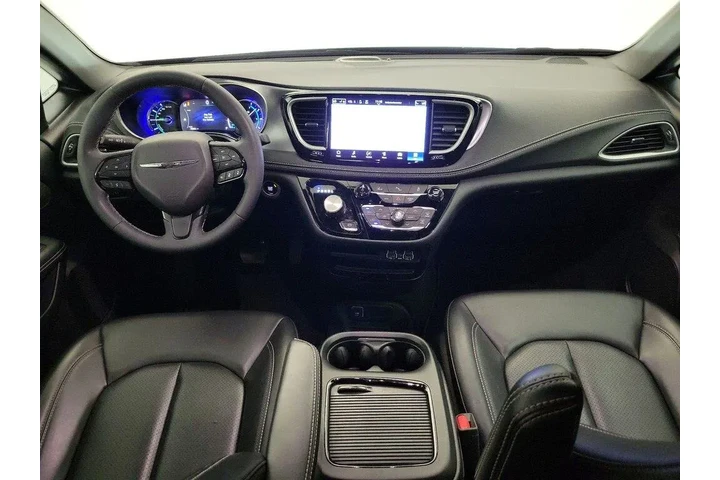 $29998 : Chrysler Pacifica Plug-In Hy image 9
