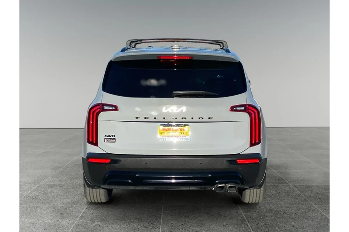 $33288 : Kia Telluride 2022 AWD EX 4d image 4