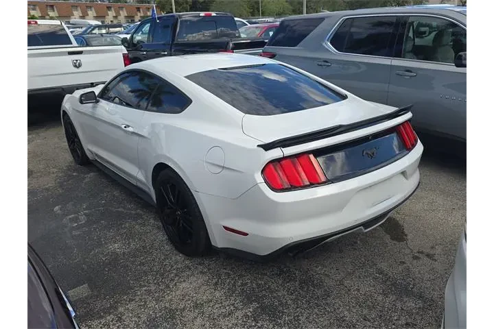 $11990 : Ford Mustang 2016 EcoBoost 2 image 3