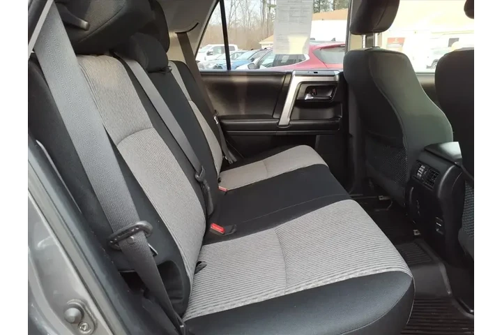 $24502 : Toyota 4Runner 2019 4x4 TRD image 7