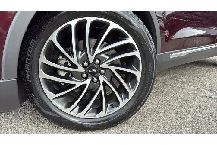 $22758 : Lincoln Nautilus 2020 Reserv image 9