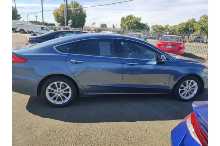 $16999 : 2019 Fusion Hybrid SEL image 6
