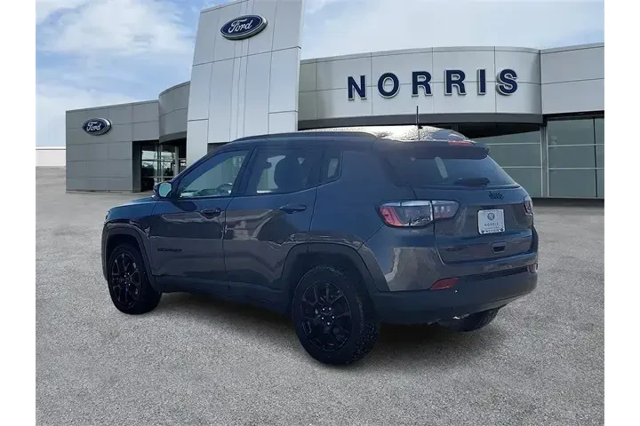 $20000 : Jeep Compass 2023 4x4 Latitu image 3