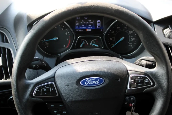 $5995 : 2015 Focus 4dr Sdn SE image 7