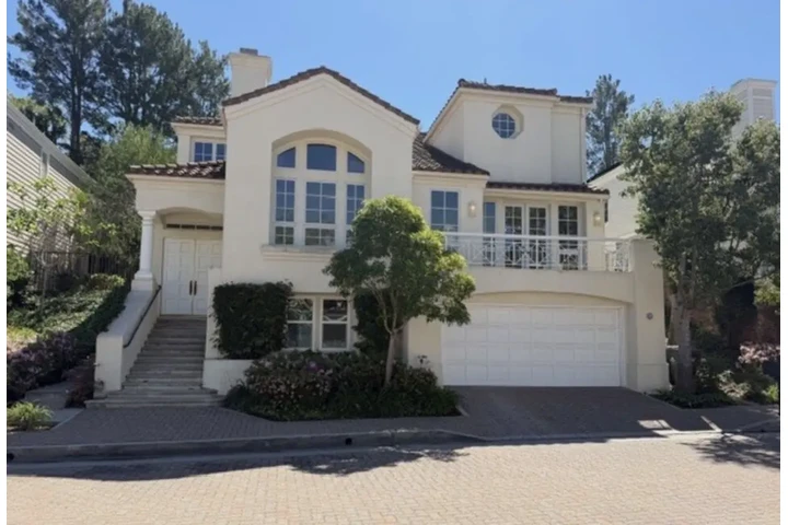 $1550 : 1Bed 1 Bath Apt in South Gate image 1