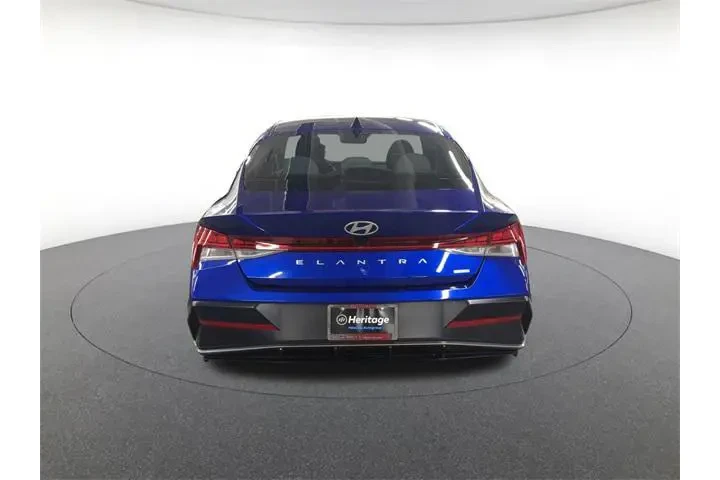 $22700 : Hyundai ELANTRA Hybrid 2025 image 6