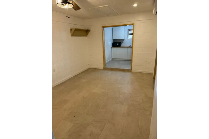 $1000 : STUDIO IN OCOEE image 9