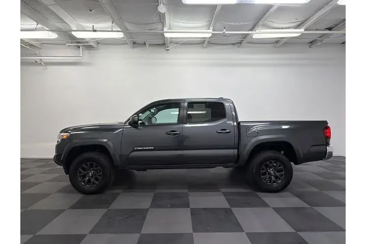 $34000 : Toyota Tacoma 2022 4x4 SR V6 image 4