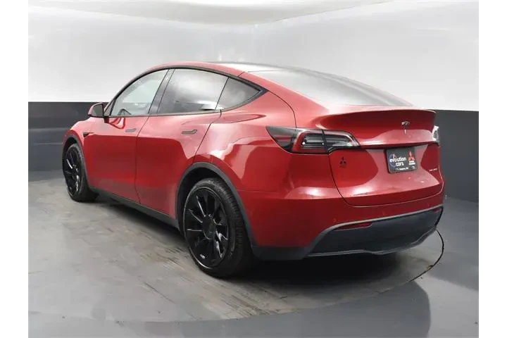 $23984 : Tesla Model Y 2021 AWD Long image 3