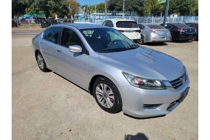 $10500 : 2014 Accord LX image 5