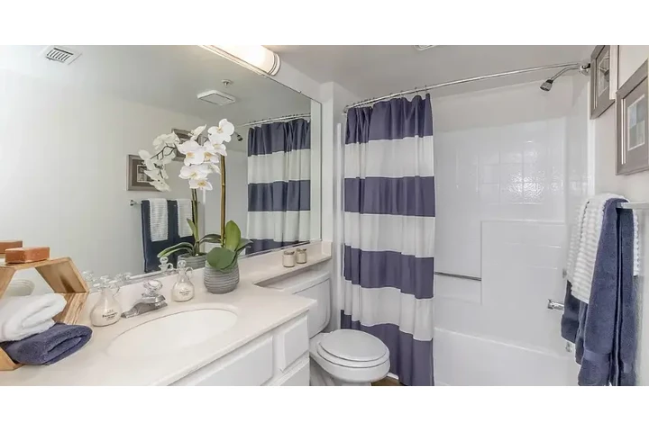 $1785 : Apartments for rent image 6