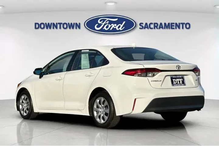 $20700 : Toyota Corolla 2023 LE 4dr S image 8